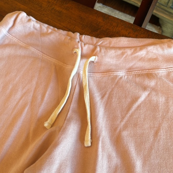 Sundry size 2 light pink sweatpants with stars and hearts down one side - Picture 5 of 5